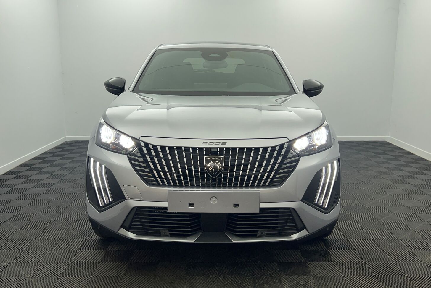 PEUGEOT 2008 SUV Hybride Essence