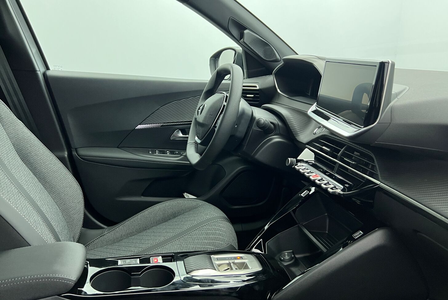 PEUGEOT 2008 SUV Hybride Essence