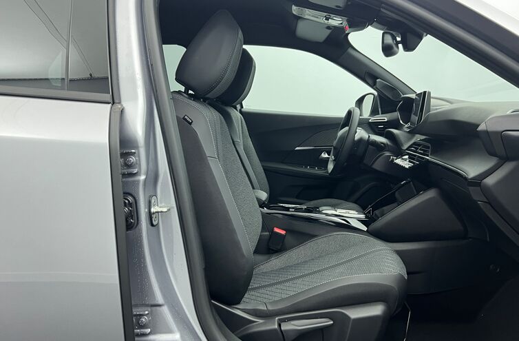 PEUGEOT 2008 SUV Hybride Essence