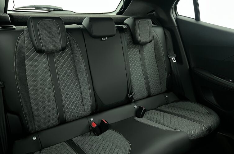 PEUGEOT 2008 SUV Hybride Essence