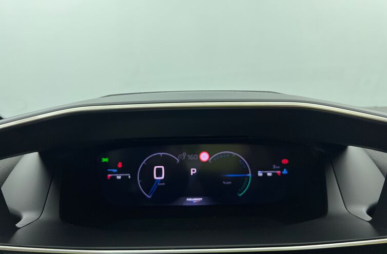 PEUGEOT 208 Berline Hybride Essence