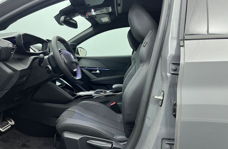 PEUGEOT 208 Berline Hybride Essence