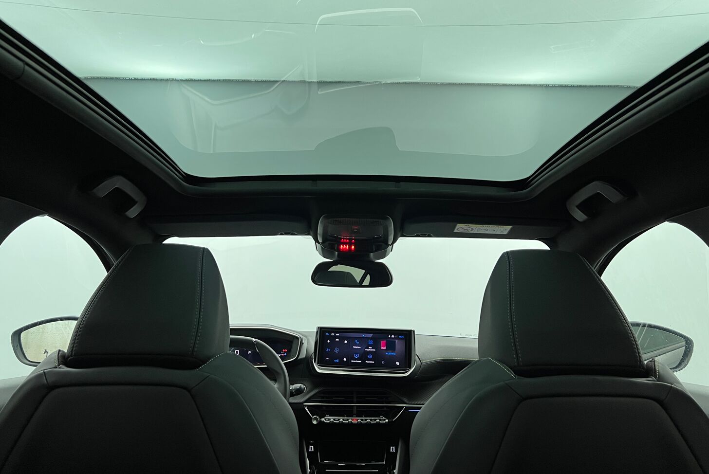 PEUGEOT 208 Berline Hybride Essence