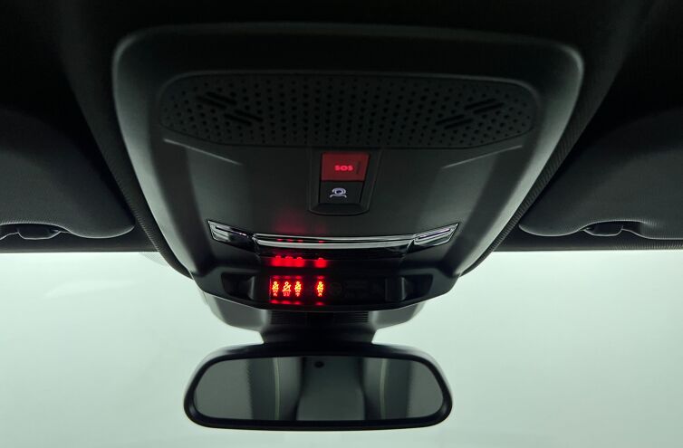 PEUGEOT 208 Berline Hybride Essence