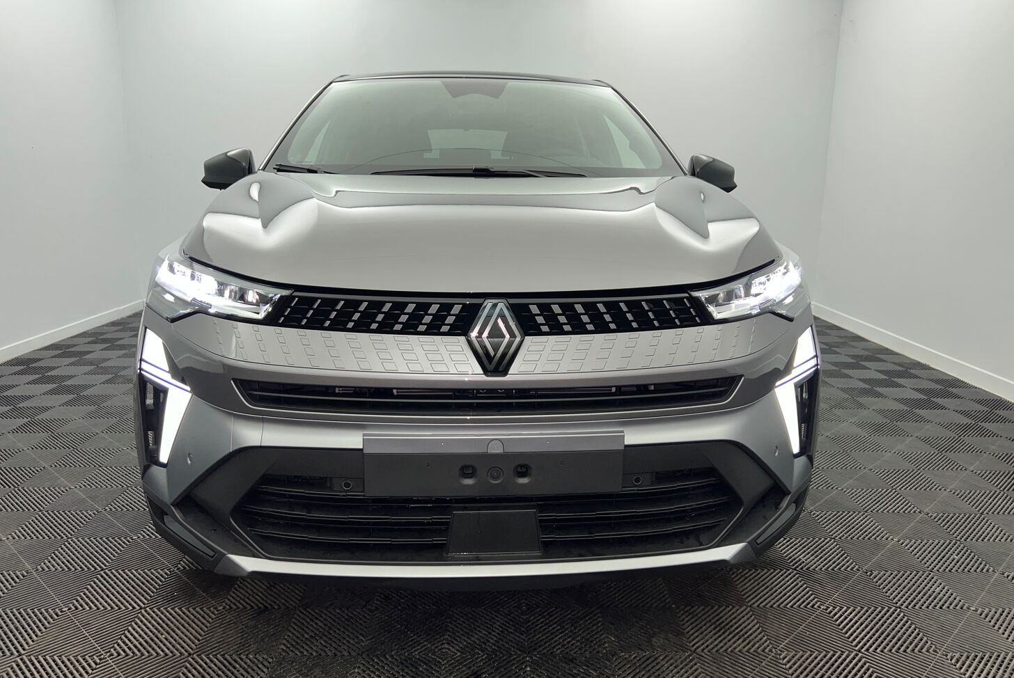 RENAULT Captur SUV Hybride Essence