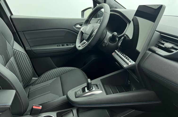 RENAULT Captur SUV Hybride Essence
