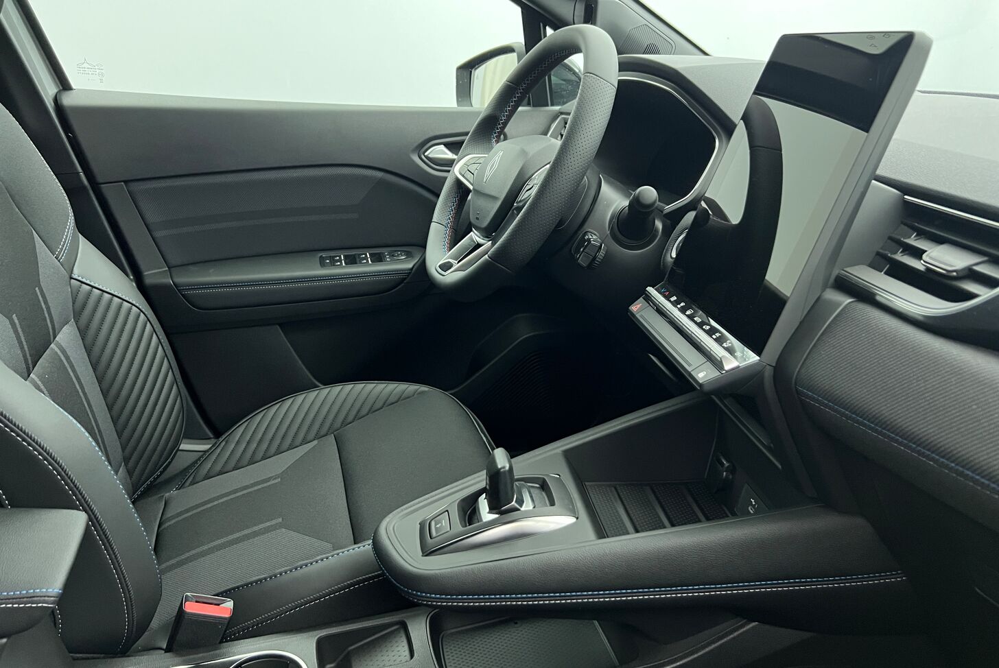 RENAULT Captur SUV Hybride Essence