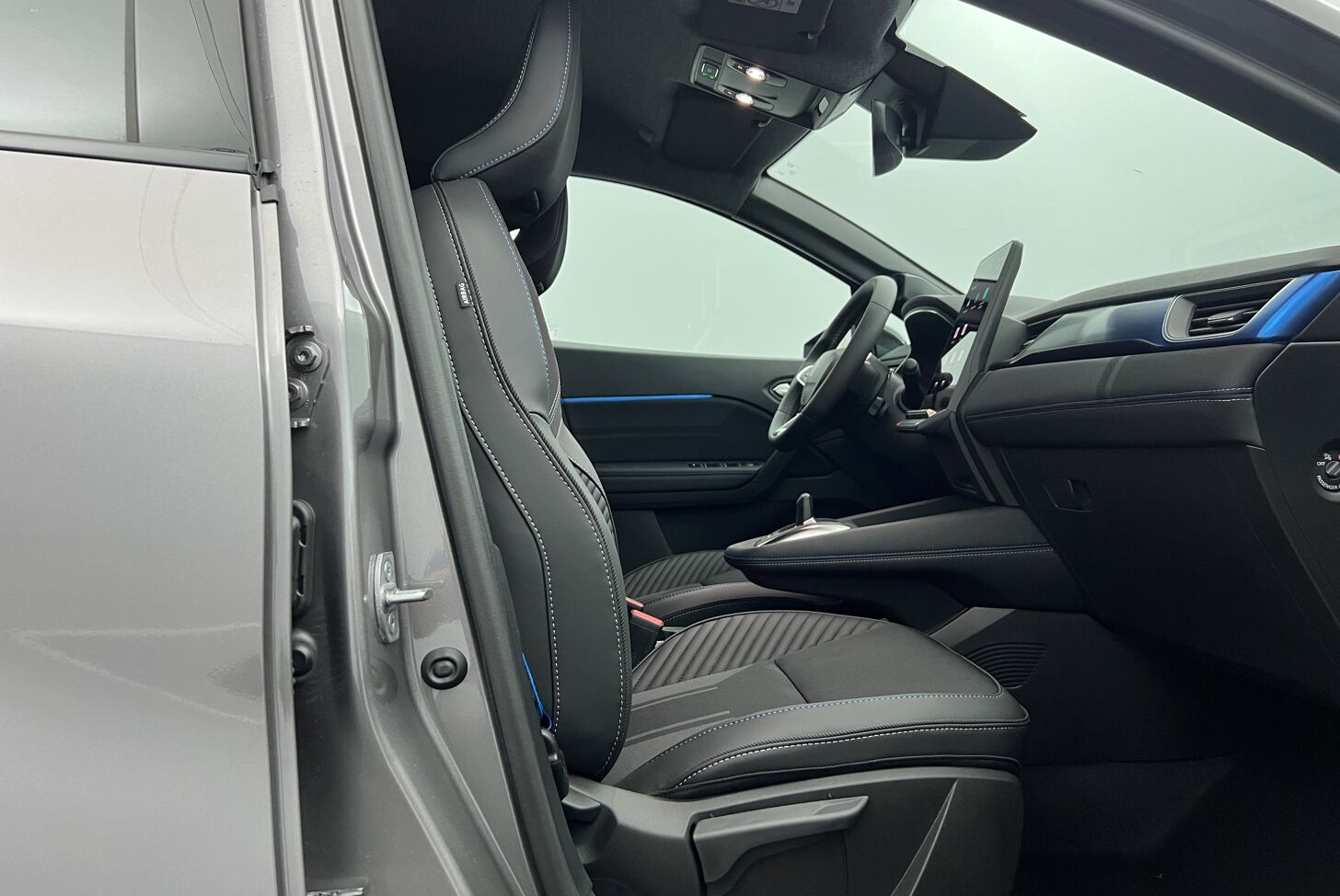 RENAULT Captur SUV Hybride Essence