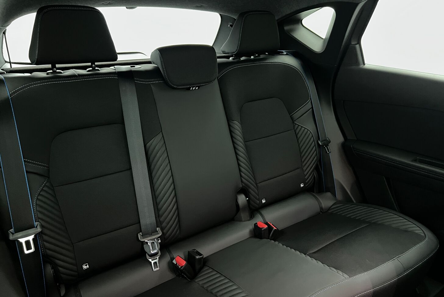 RENAULT Captur SUV Hybride Essence