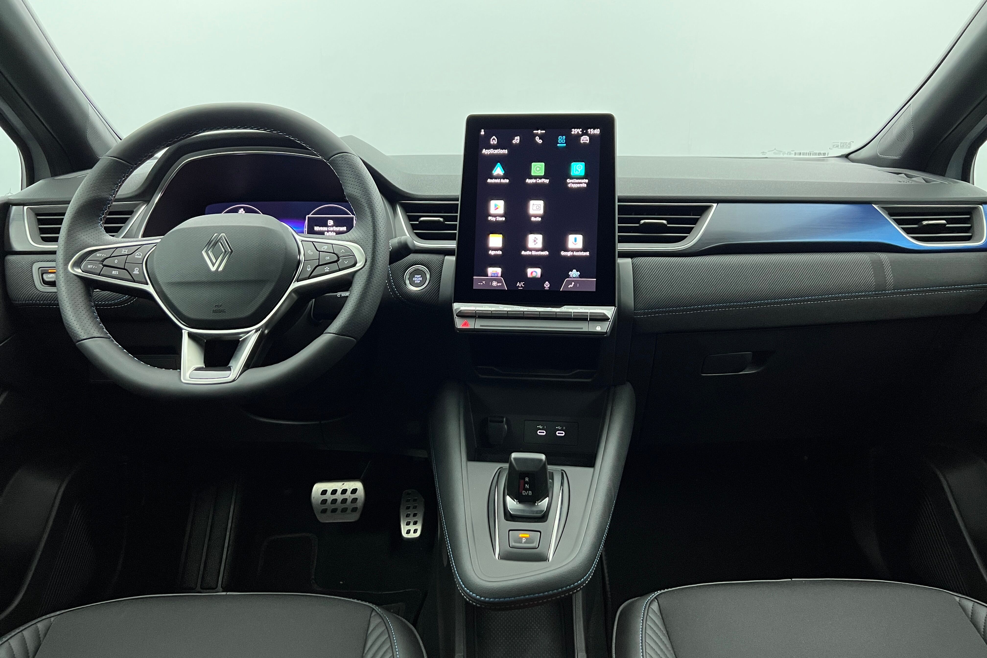RENAULT Captur SUV Hybride — photo 8